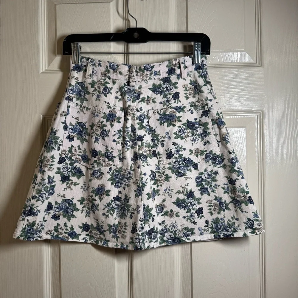 VINTAGE Y2K 90s AMY BYER Blue Floral White Denim Skort Waist Size 7 - Picture 1 of 10